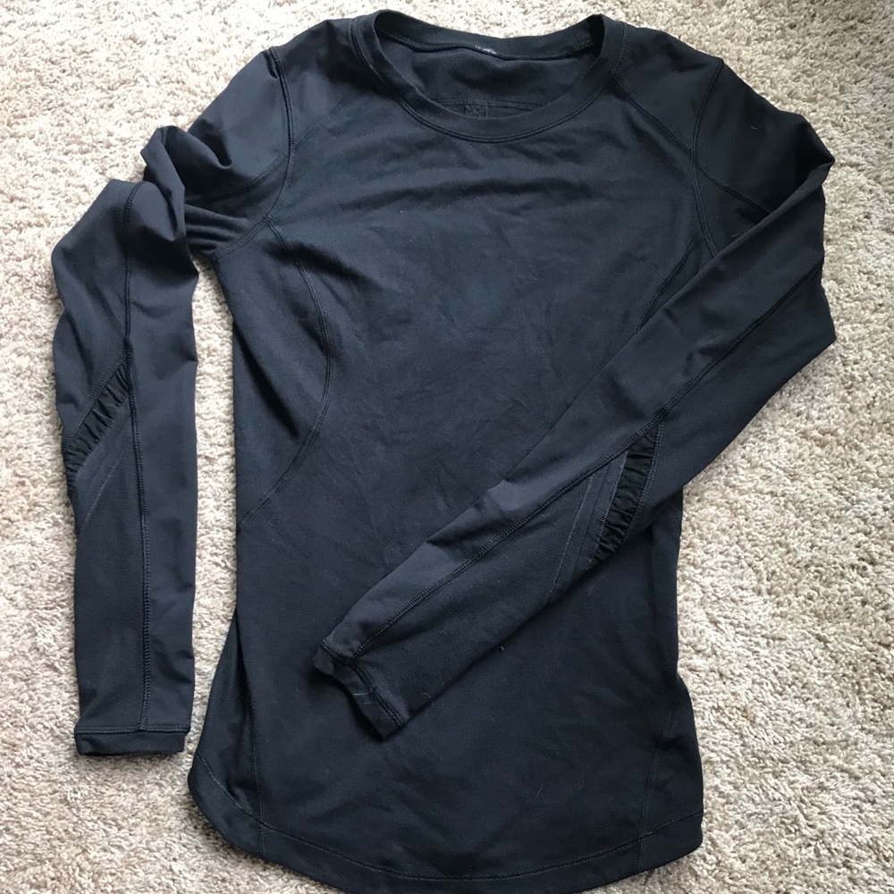 Lululemon running top